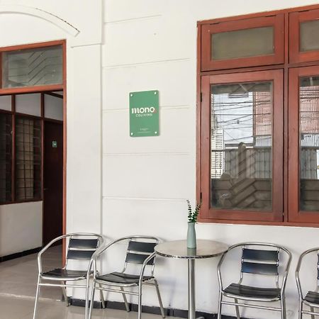 Hotel Mono Coliving Kertajaya Syariah, Sby Surabaya Exterior foto